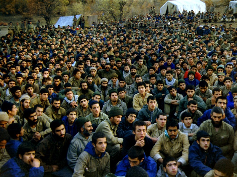 انقلاب اسلامی متشکل از تمام اقشار جامعه